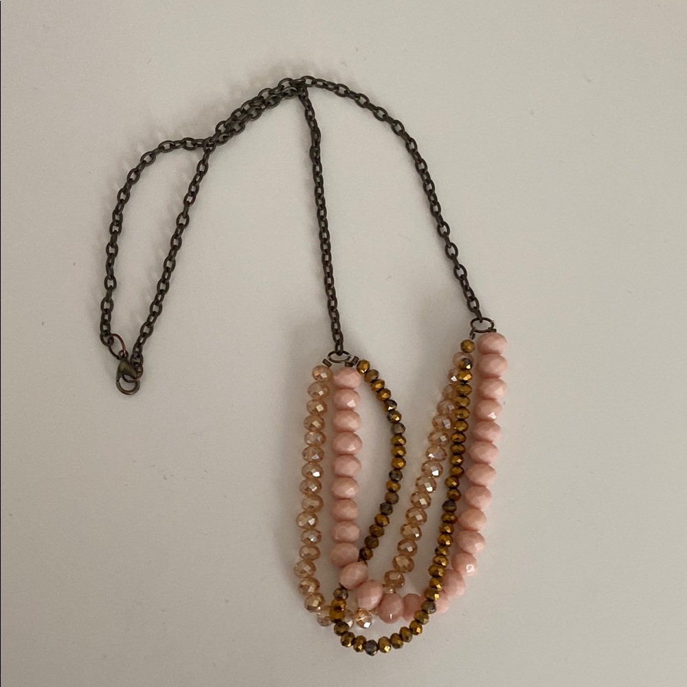 Chic Pink and Gold Beaded Necklace